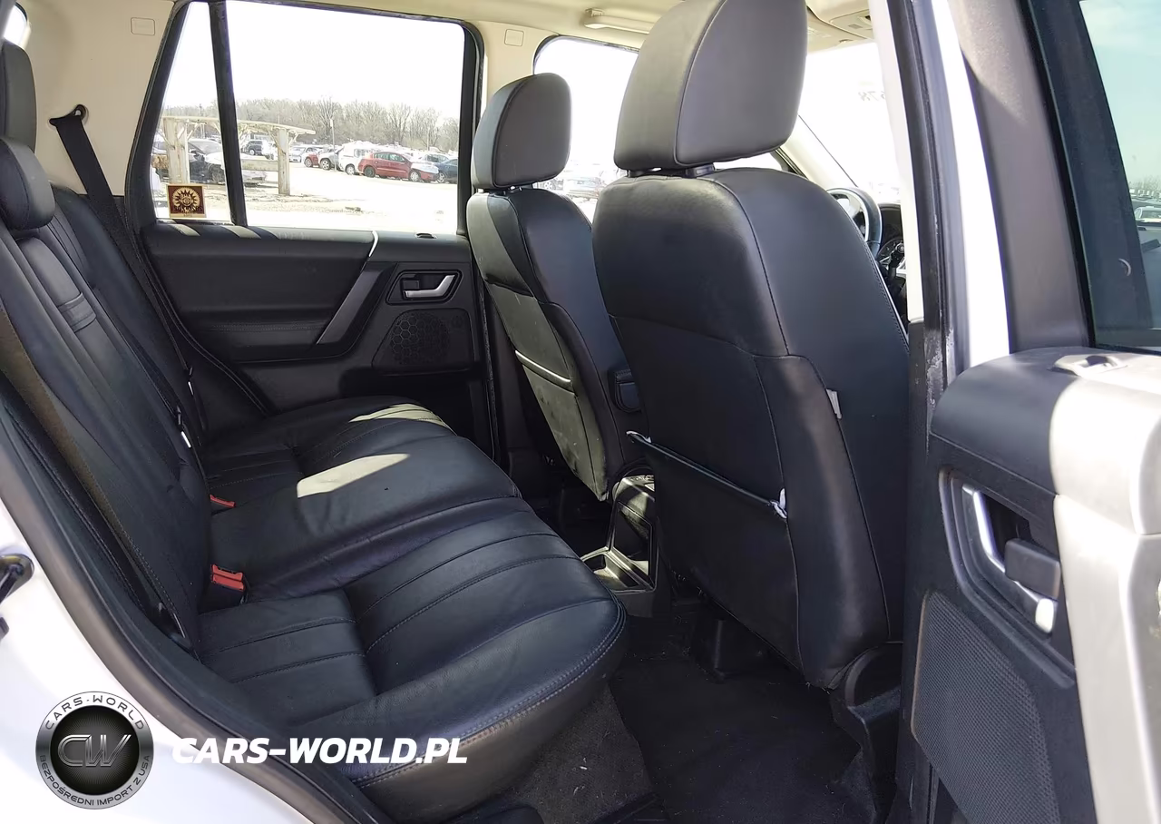 2011 Land Rover Lr2 VIN:SALFR2BN3BH231394 - 8