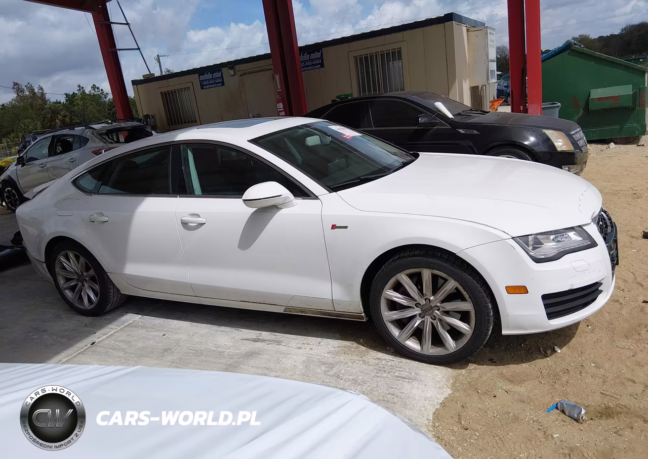 2012 Audi A7 Premium VIN:WAUYGAFC6CN036950 - 13
