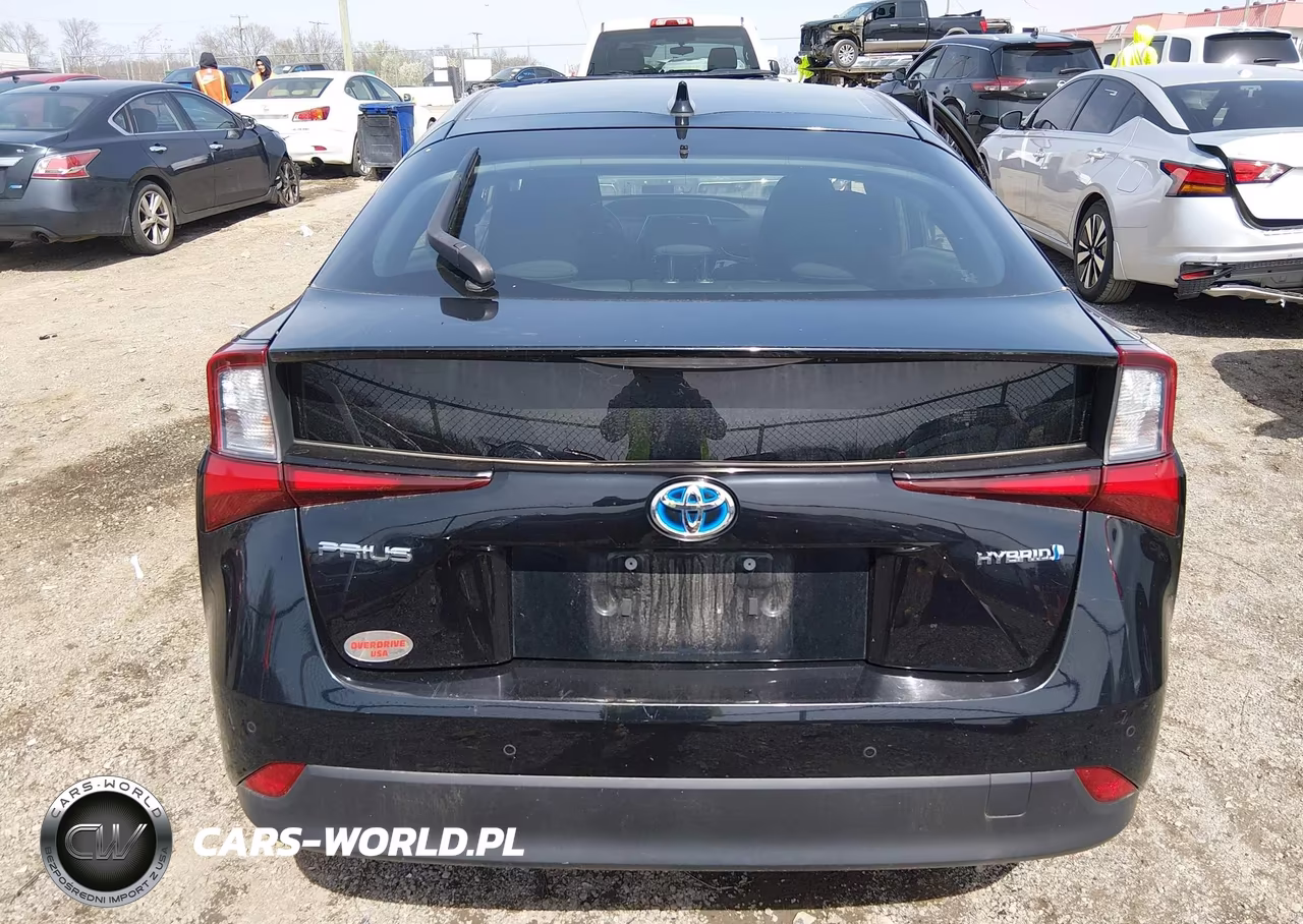 2021 Toyota Prius Le VIN:JTDKAMFU1M3147133 - 16
