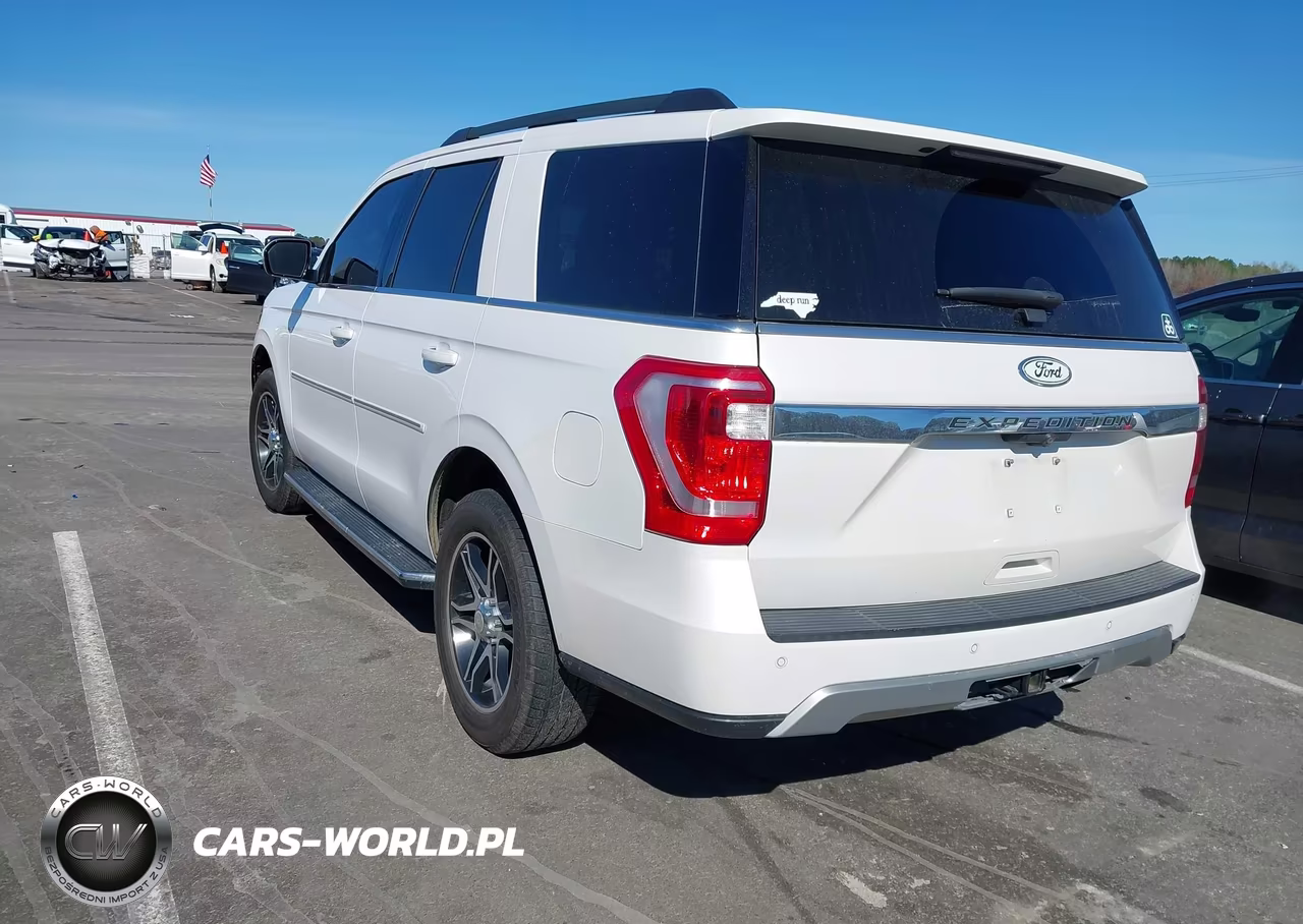 2019 Ford Expedition Xlt VIN:1FMJU1JT2KEA47765 - 3