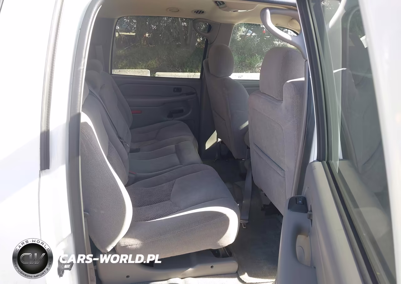 2004 Chevrolet Suburban 1500 Ls VIN:1GNEC16T44J109184 - 8