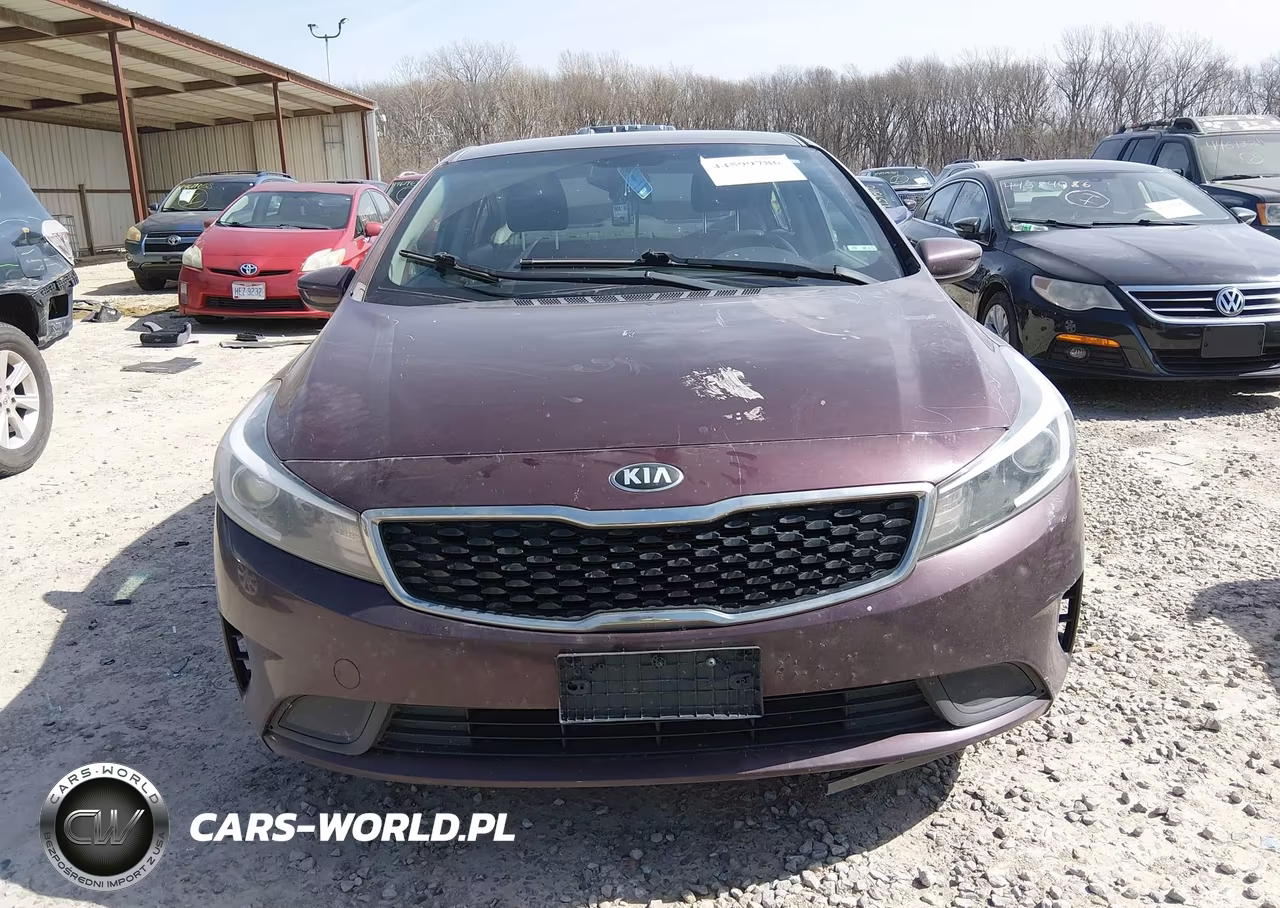 2018 Kia Forte Lx VIN:3KPFK4A75JE168054 - 11