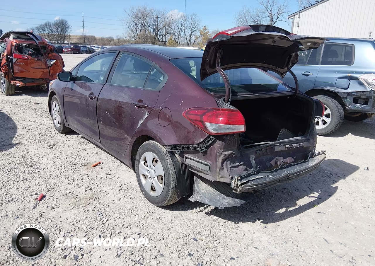 2018 Kia Forte Lx VIN:3KPFK4A75JE168054 - 3
