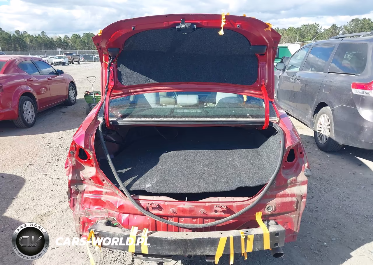 2015 Toyota Corolla Le VIN:2T1BURHE2FC470966 - 16