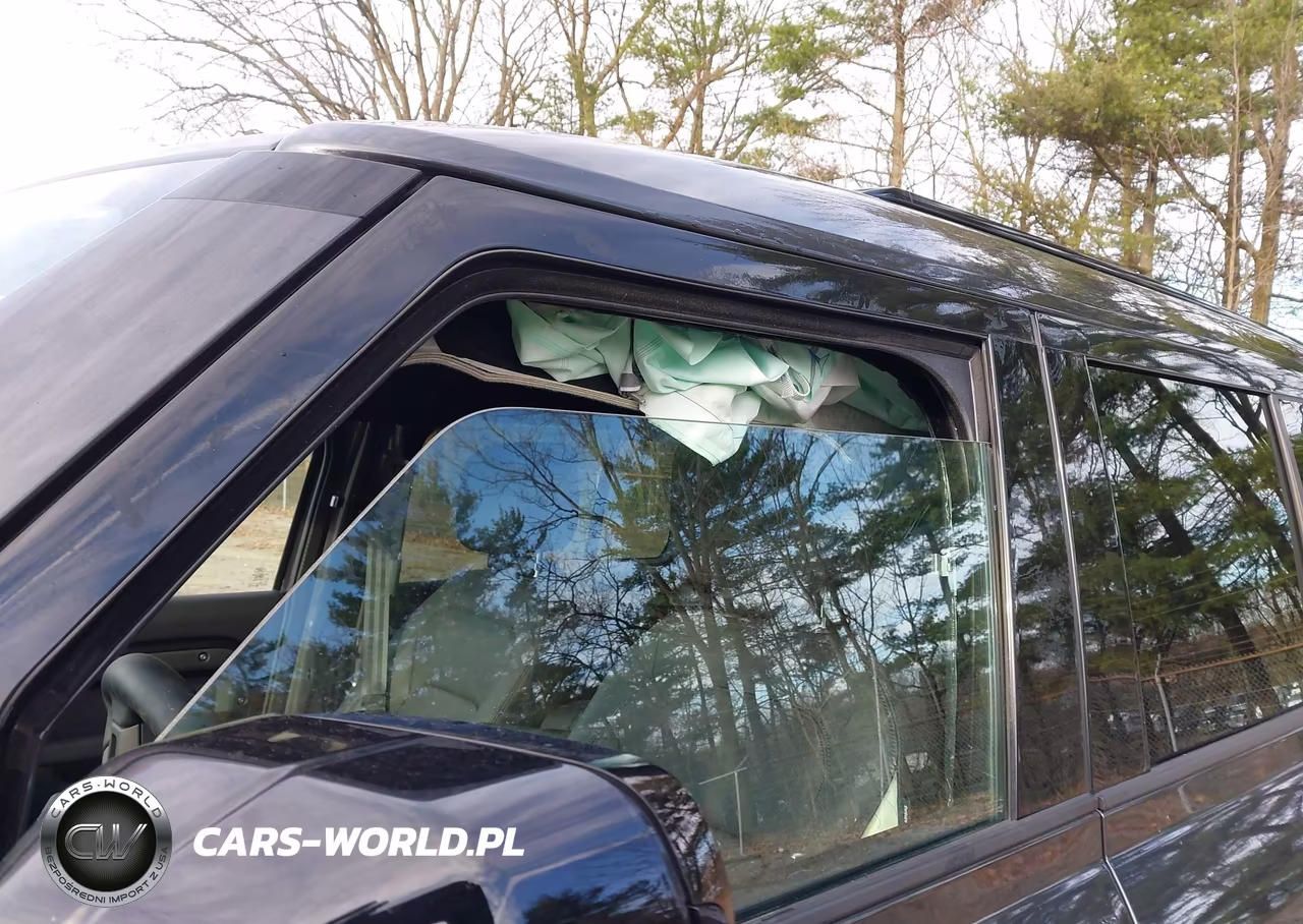 2026 Land Rover Defender P300 S VIN:SALEJ7EXXT2482706 - 19