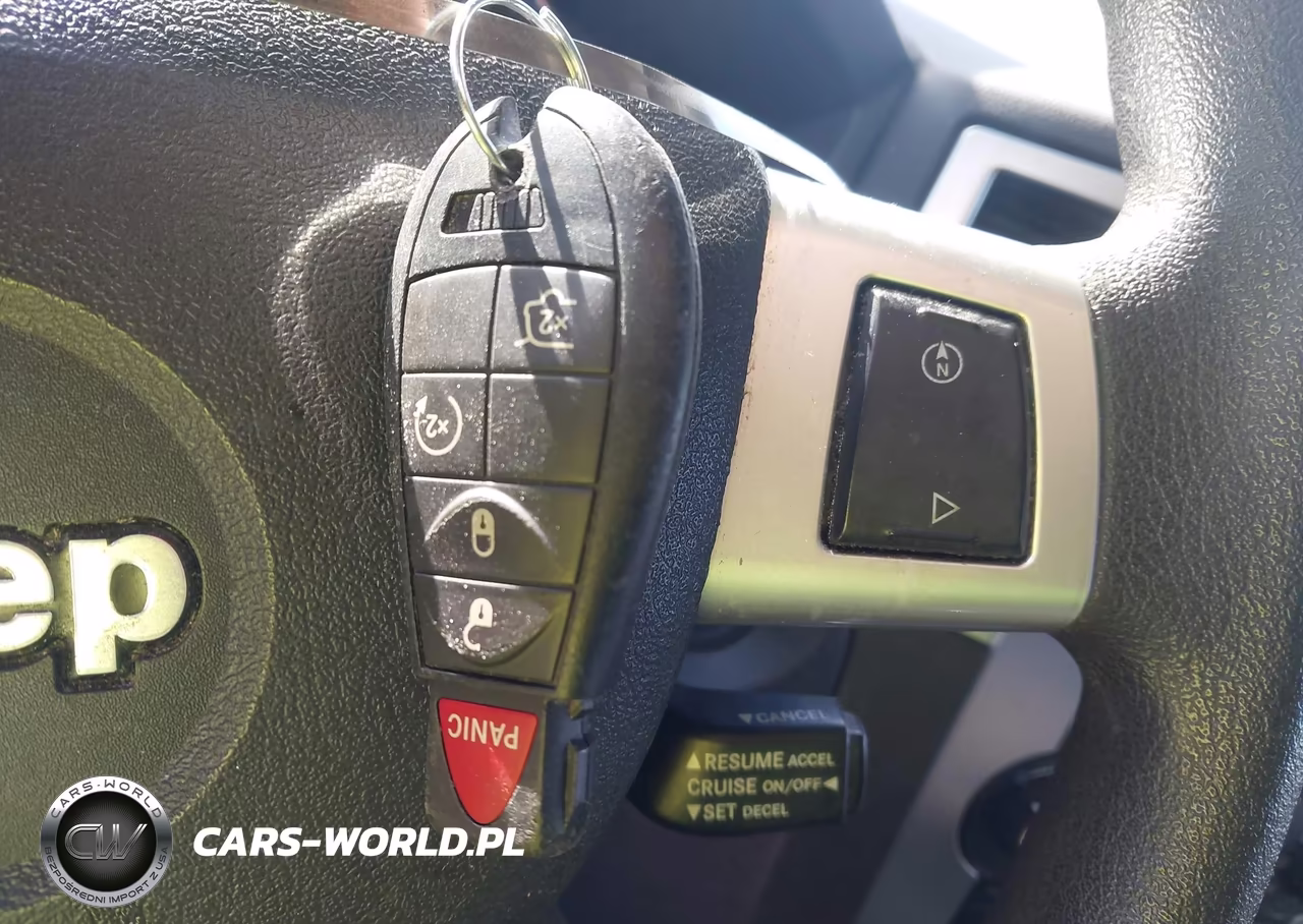 2009 Jeep Grand Cherokee Laredo VIN:1J8GS48K19C502767 - 11