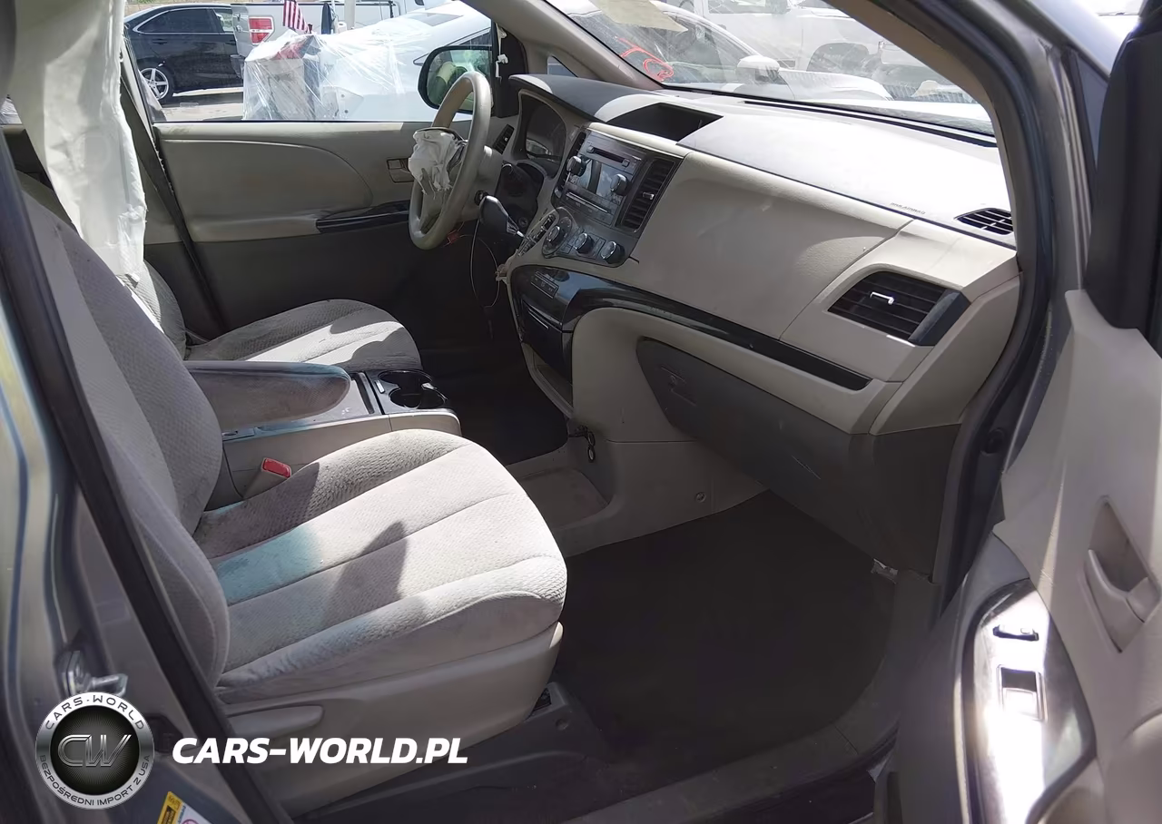 2011 Toyota Sienna Le V6 VIN:5TDKK3DC0BS046016 - 5