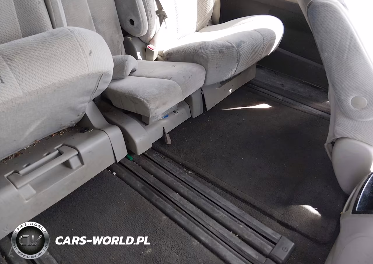2011 Toyota Sienna Le V6 VIN:5TDKK3DC0BS046016 - 8