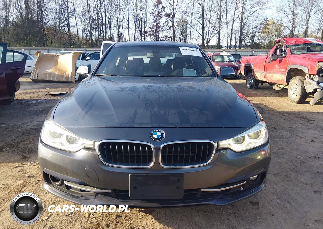 2018 BMW 330I xDrive VIN:WBA8D9C52JEM34957 - 13