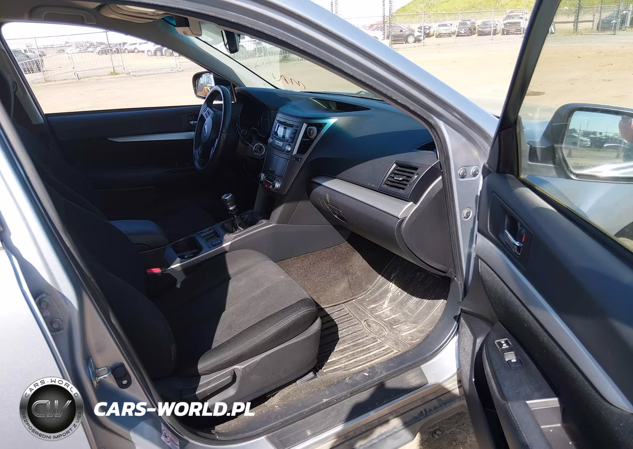 2013 Subaru Outback 2.5I Premium VIN:4S4BRCCC6D1264325 - 5