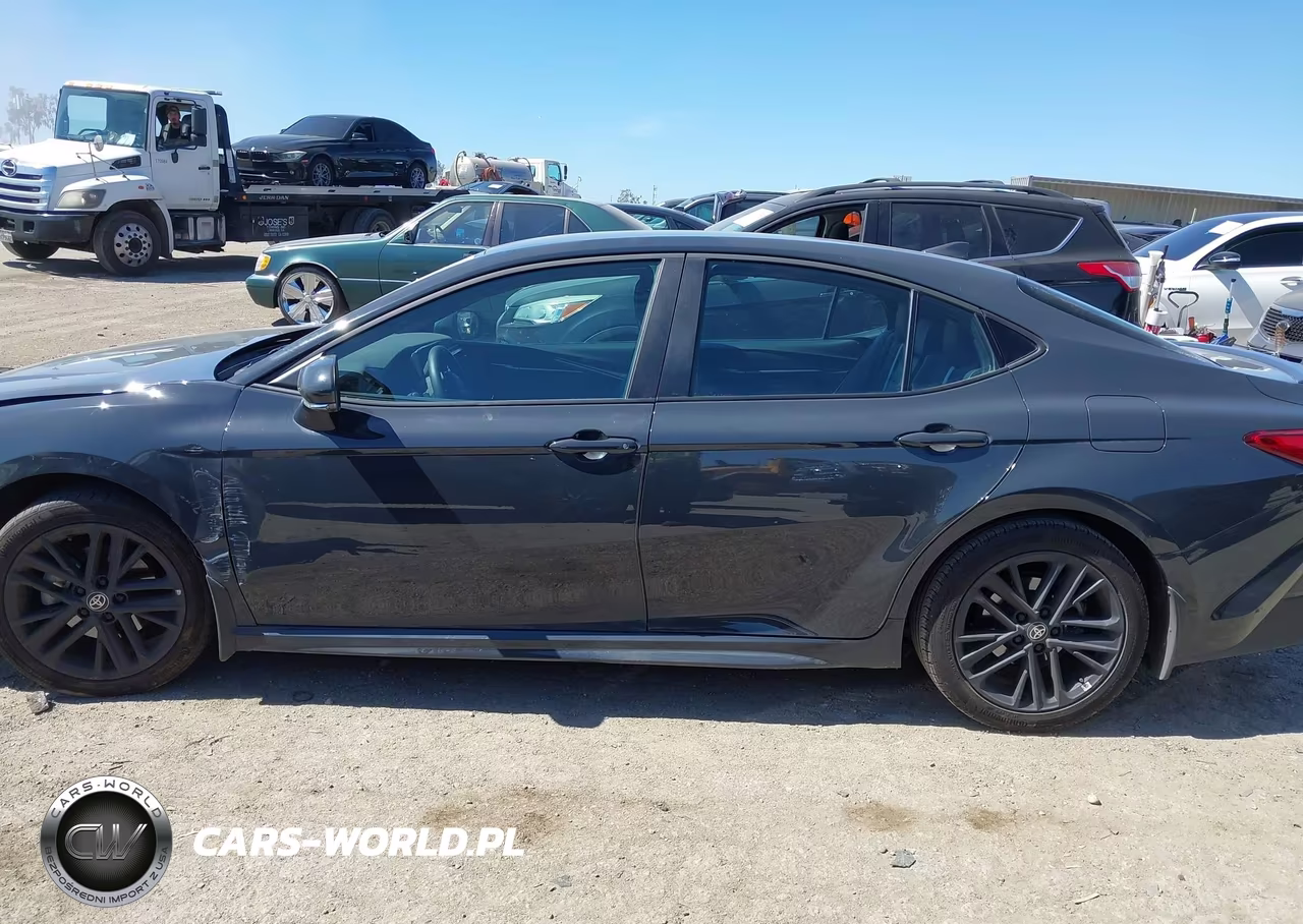2025 Toyota Camry Se VIN:4T1DAACK9SU593690 - 15