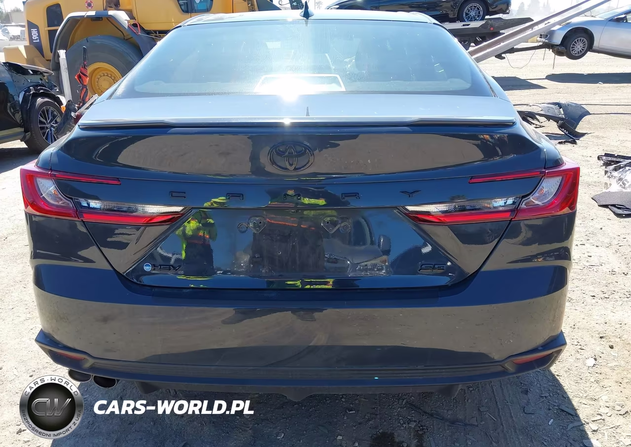 2025 Toyota Camry Se VIN:4T1DAACK9SU593690 - 17