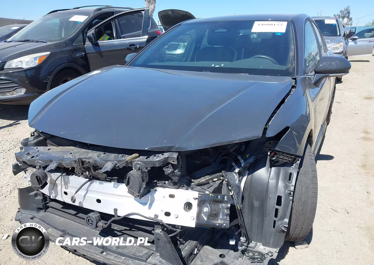 2025 Toyota Camry Se VIN:4T1DAACK9SU593690 - 6