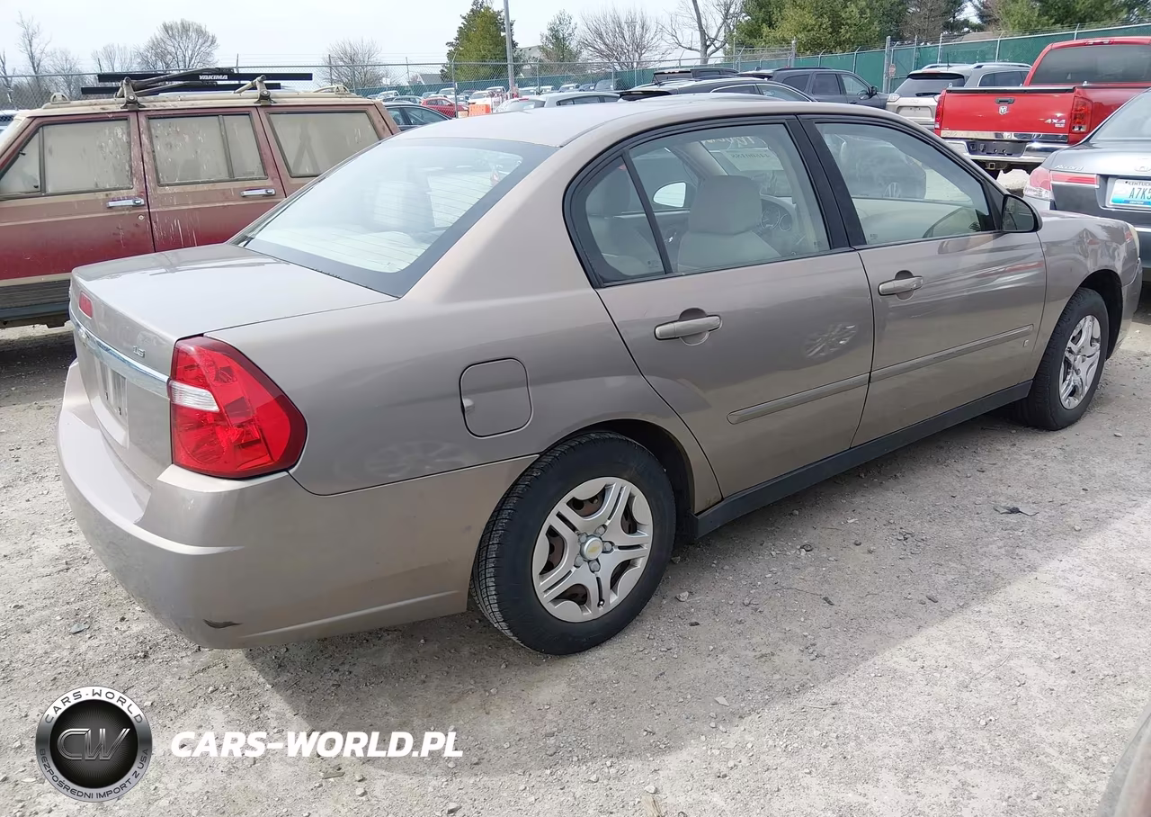 2008 Chevrolet Malibu Classic Ls VIN:1G1ZS58F18F130362 - 4