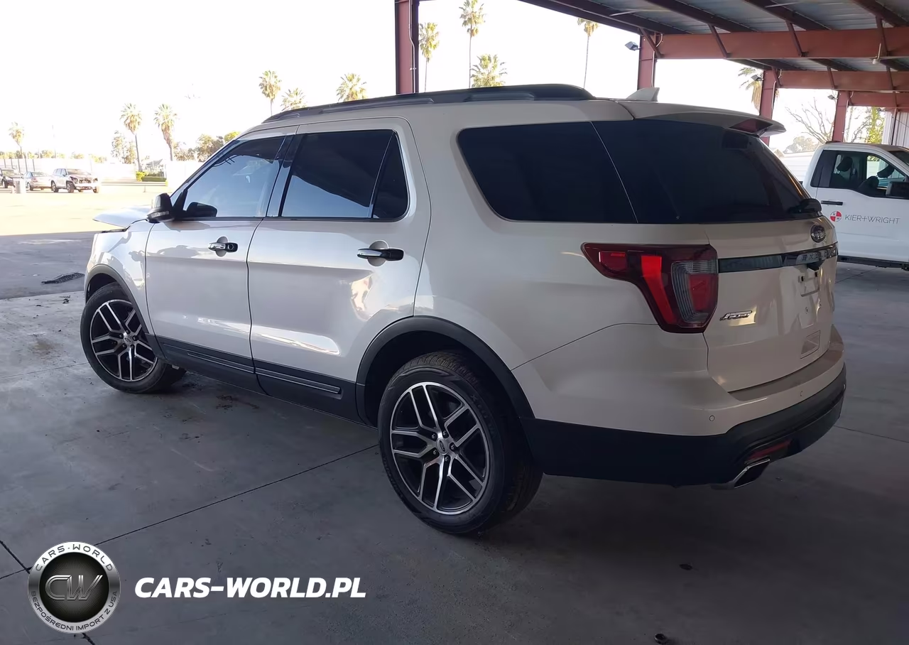 2016 Ford Explorer Sport VIN:1FM5K8GT4GGC23007 - 3
