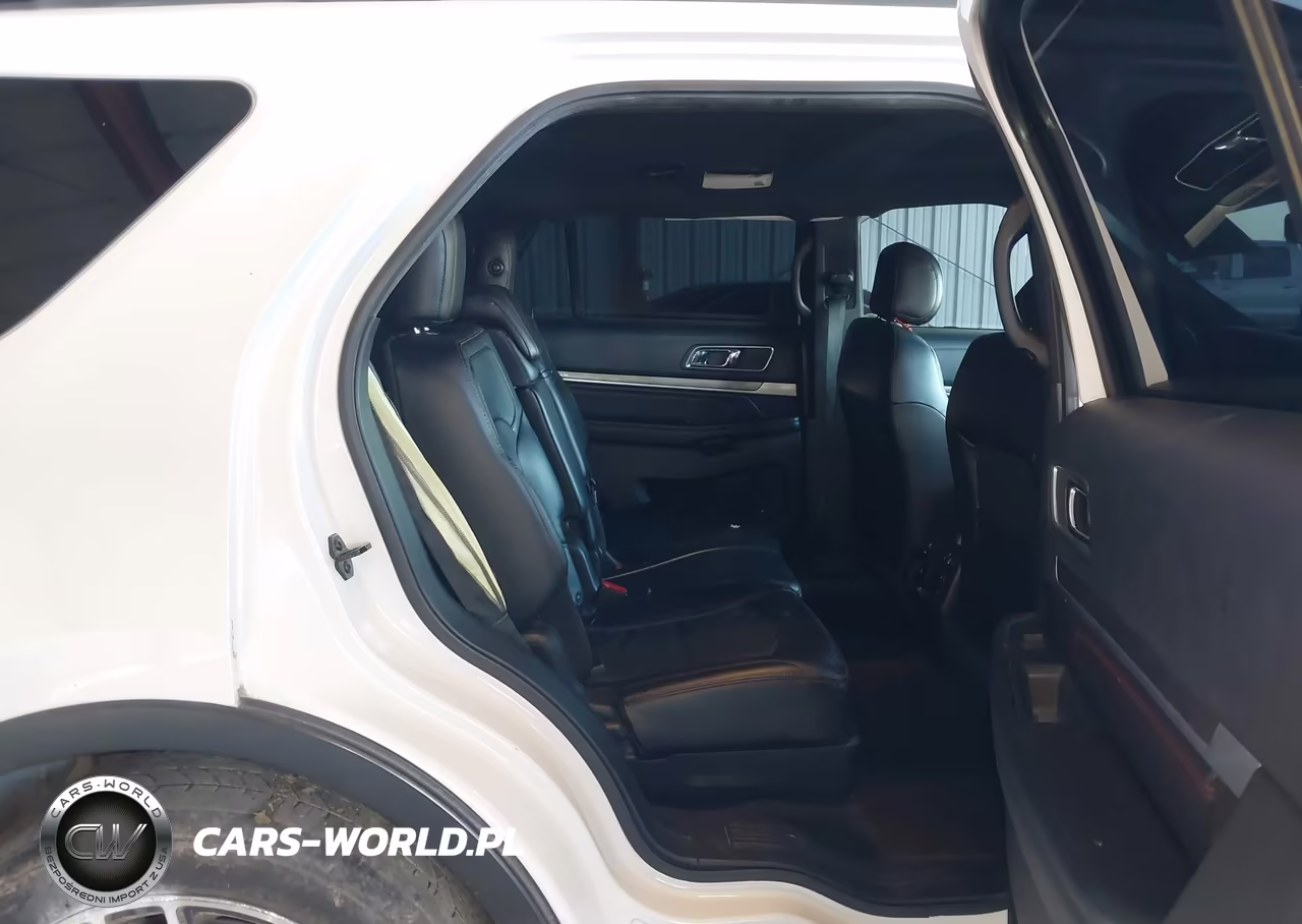 2016 Ford Explorer Sport VIN:1FM5K8GT4GGC23007 - 8
