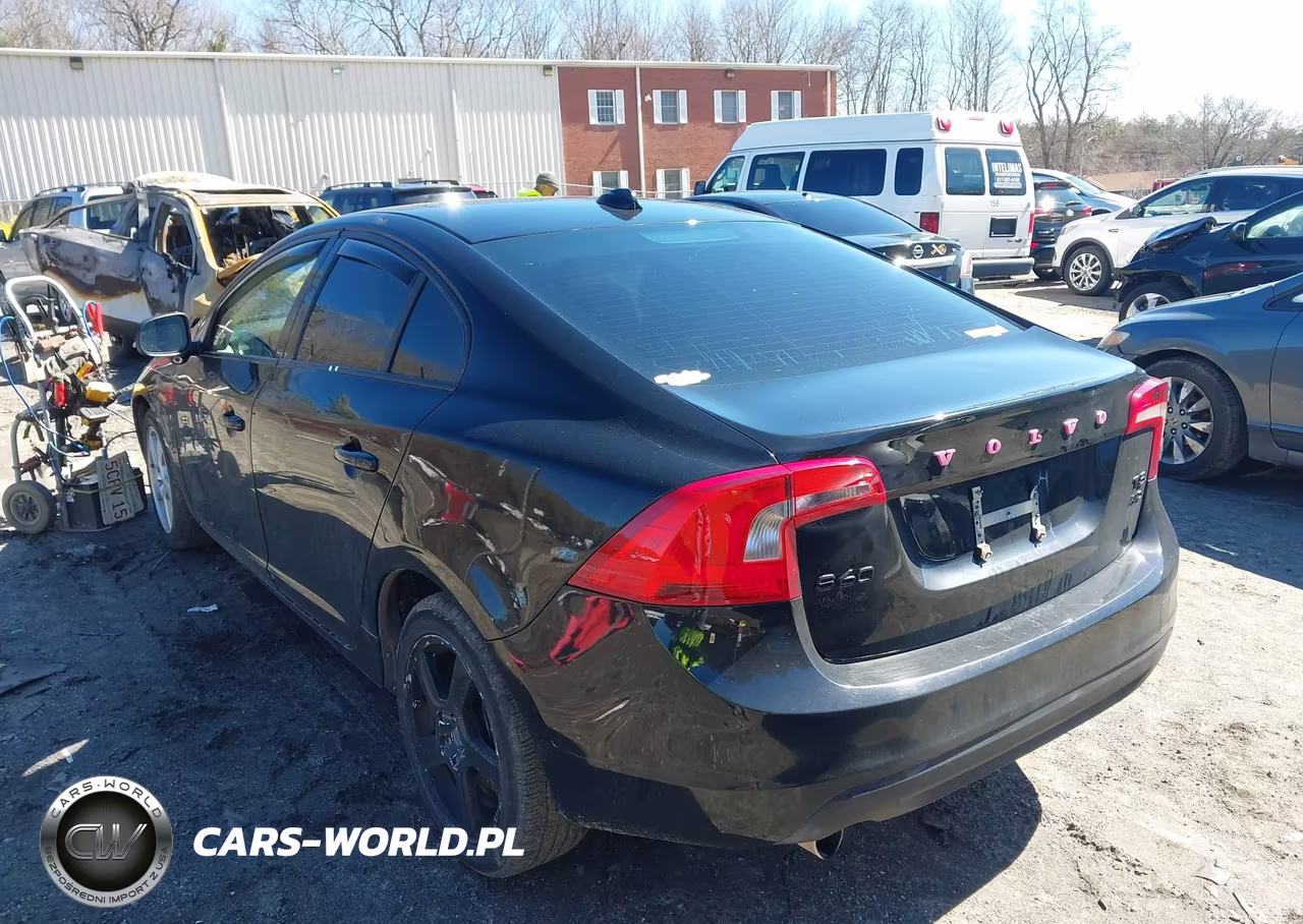 2013 Volvo S60 T5 VIN:YV1612FH1D2206240 - 3