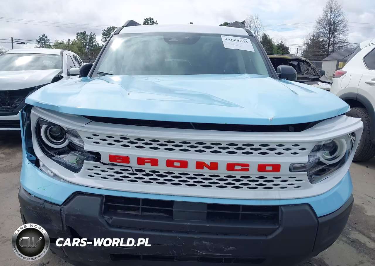 2025 Ford Bronco Sport Heritage VIN:3FMCR9GN1SRF32199 - 12