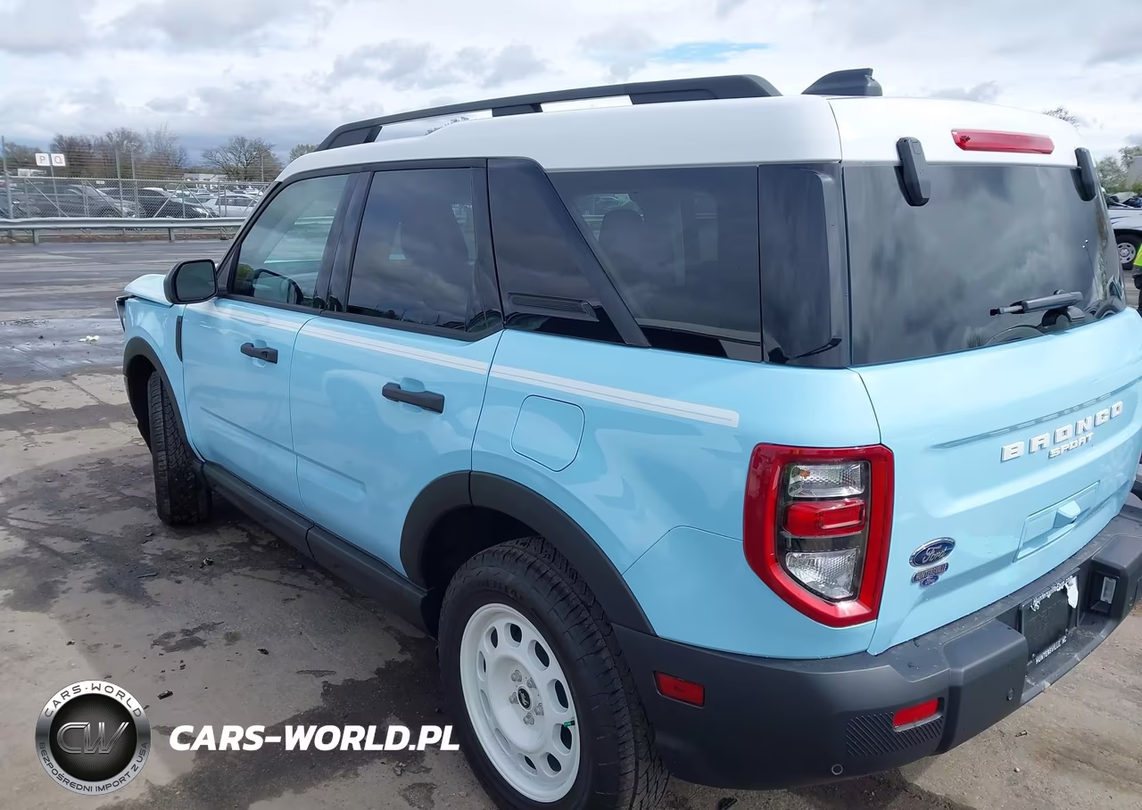 2025 Ford Bronco Sport Heritage VIN:3FMCR9GN1SRF32199 - 3