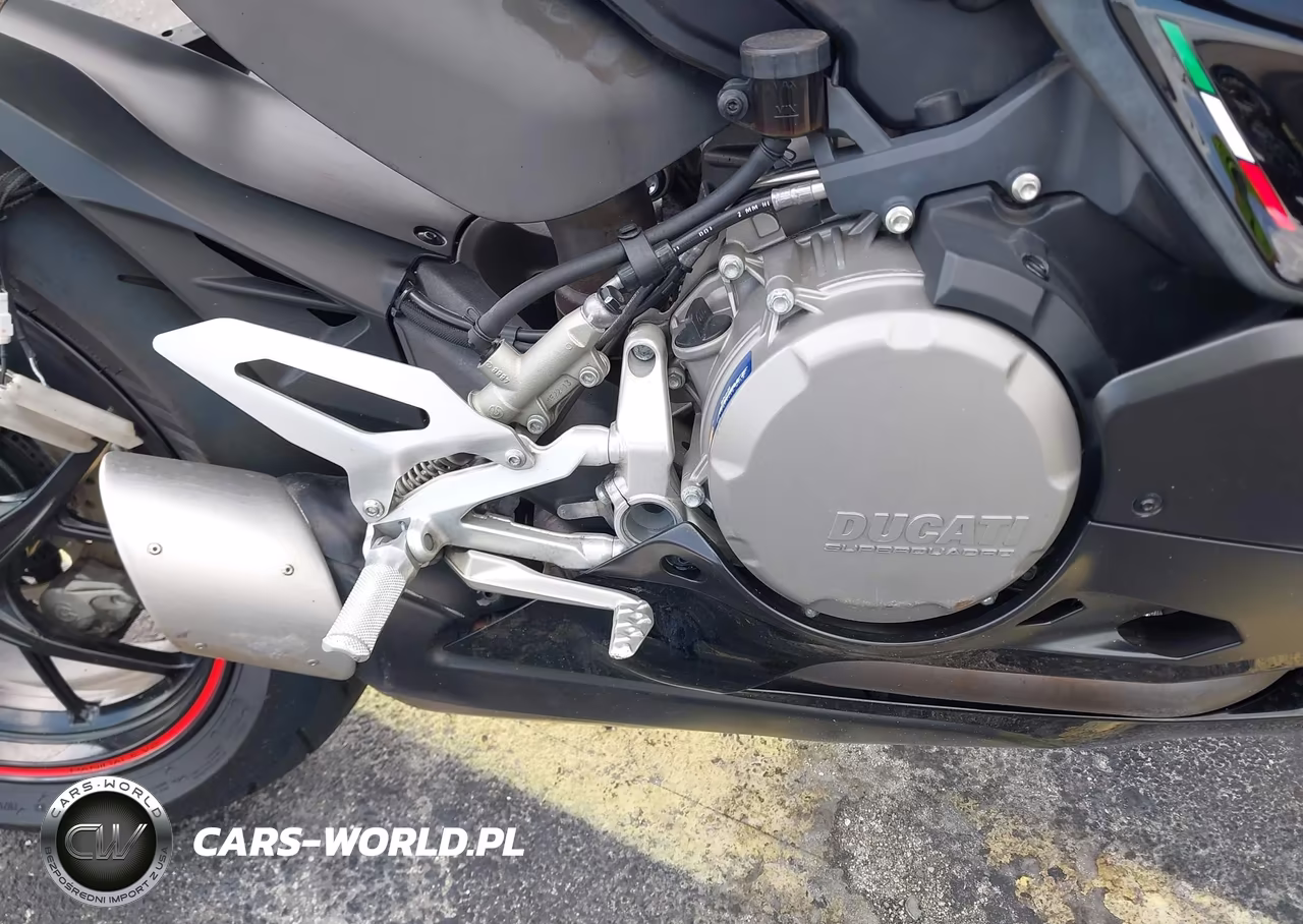 2025 Ducati Panigale V2 VIN:ZDMHAATW6SB016057 - 8