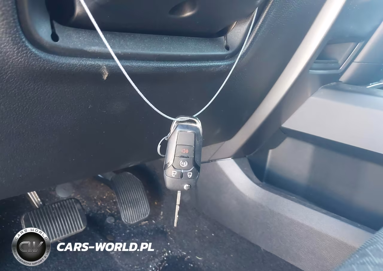 2019 Ford F-150 Xlt VIN:1FTEW1CP0KKE46448 - 11