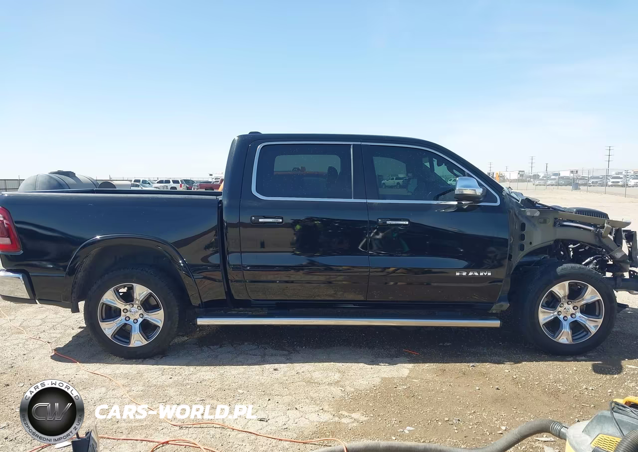 2020 Ram 1500 Laramie 4X4 5'7 Box VIN:1C6SRFJT8LN379032 - 14
