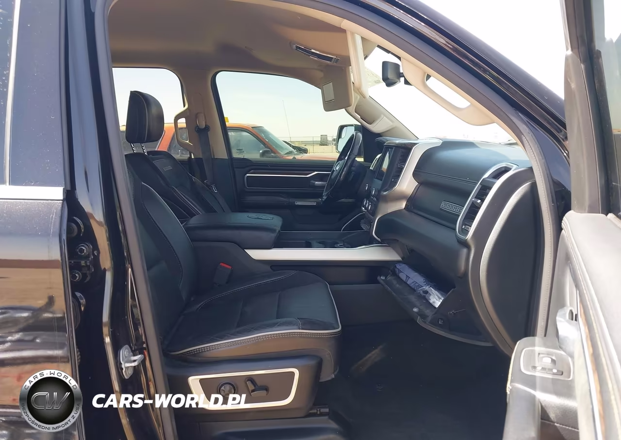 2020 Ram 1500 Laramie 4X4 5'7 Box VIN:1C6SRFJT8LN379032 - 5