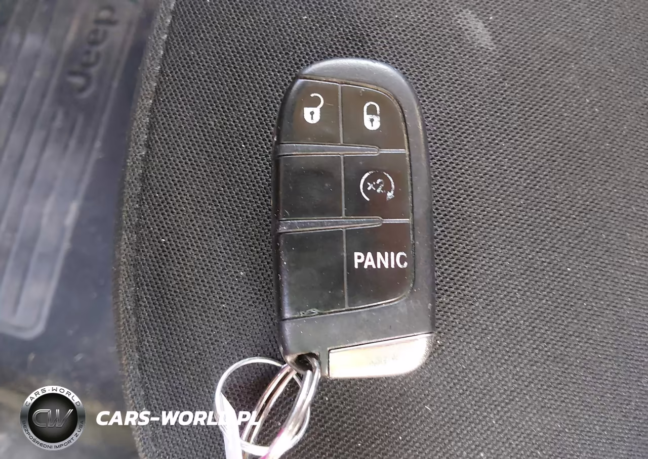 2016 Jeep Renegade Trailhawk VIN:ZACCJBCT6GPE19731 - 11