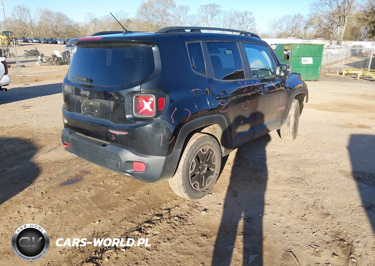 2016 Jeep Renegade Trailhawk VIN:ZACCJBCT6GPE19731 - 4