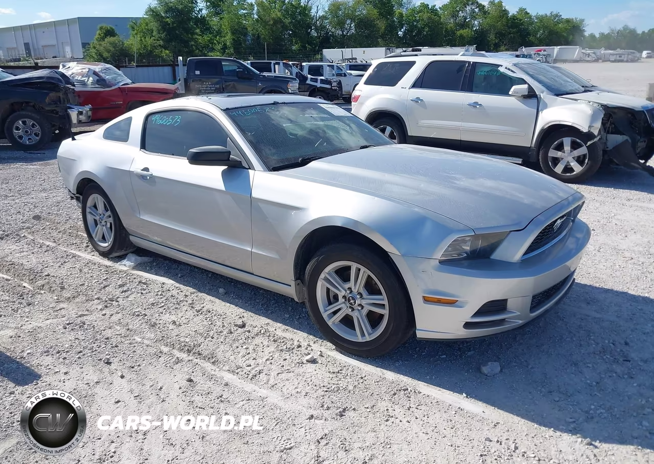 2014 Ford Mustang V6