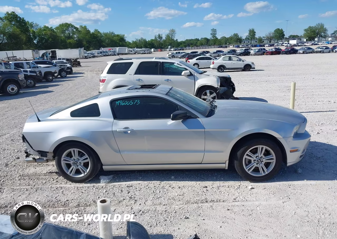2014 Ford Mustang V6 VIN:1ZVBP8AM0E5278120 - 14