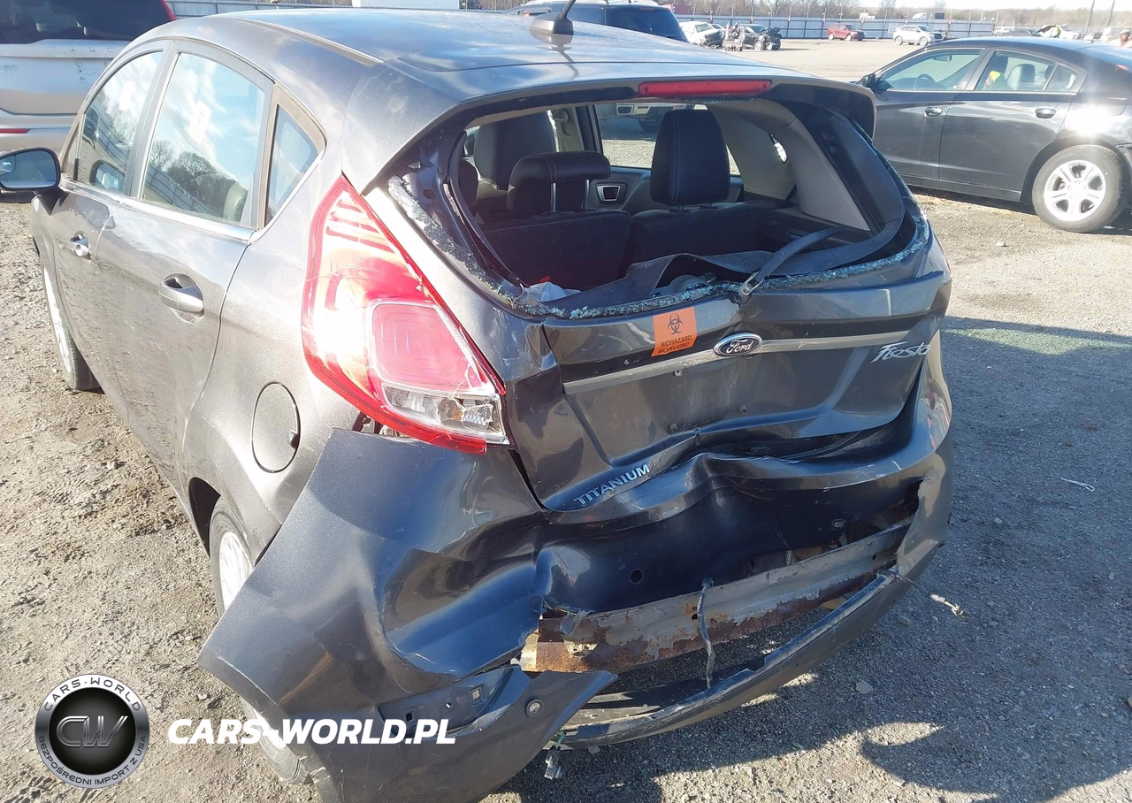 2015 Ford Fiesta Titanium VIN:3FADP4FJ2FM121113 - 6