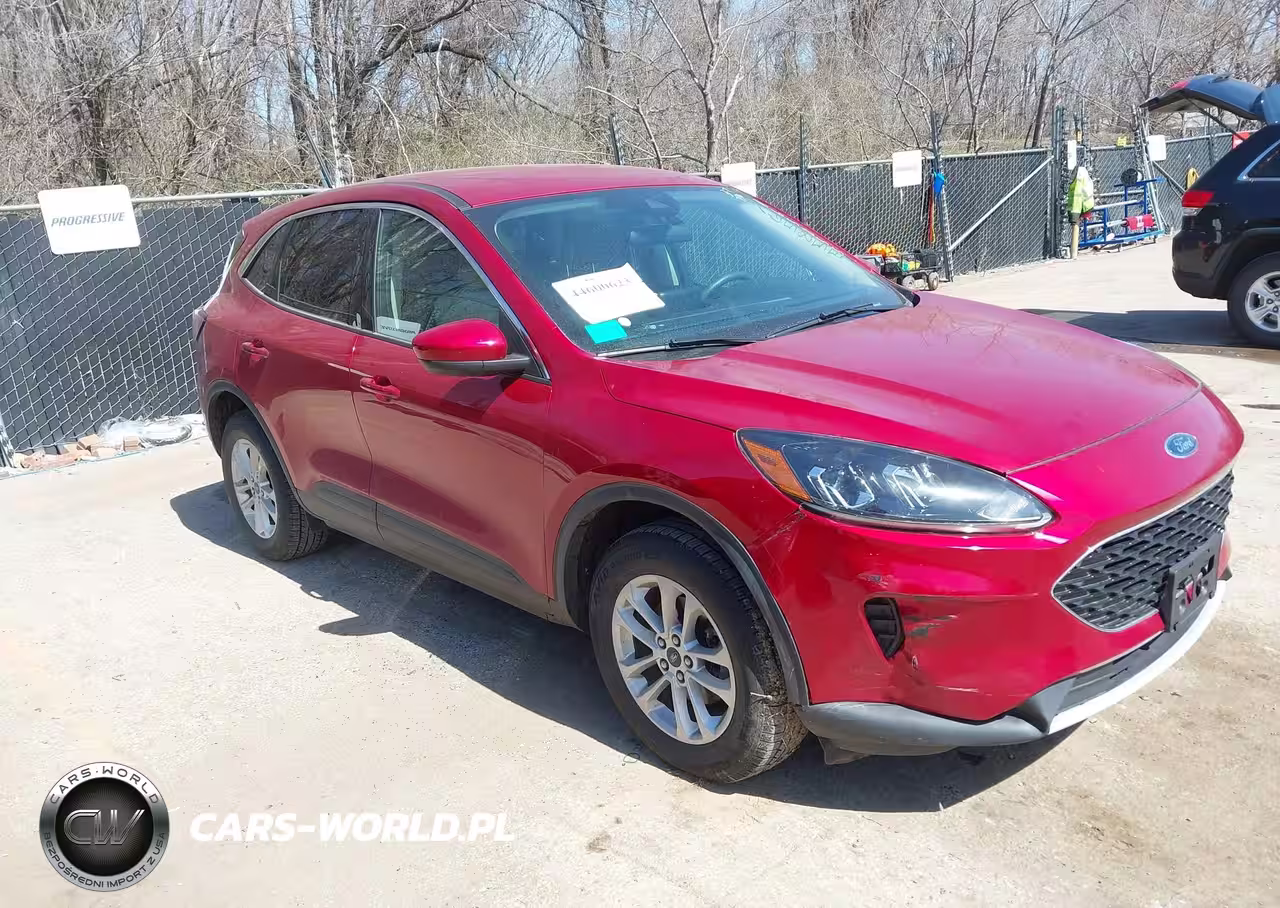 2020 Ford Escape Se