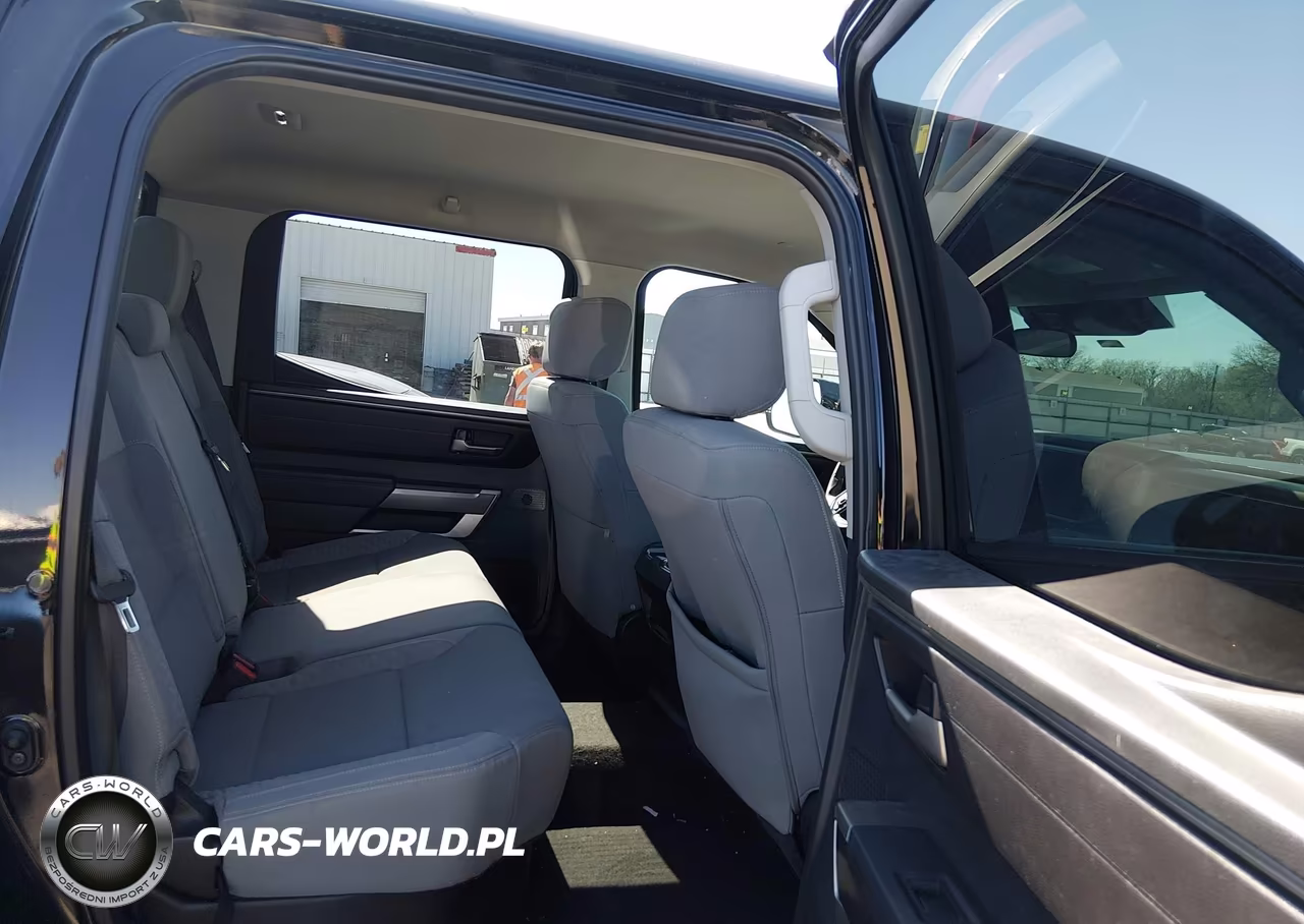 2022 Toyota Tundra Sr5 VIN:5TFLA5BCXNX001301 - 8