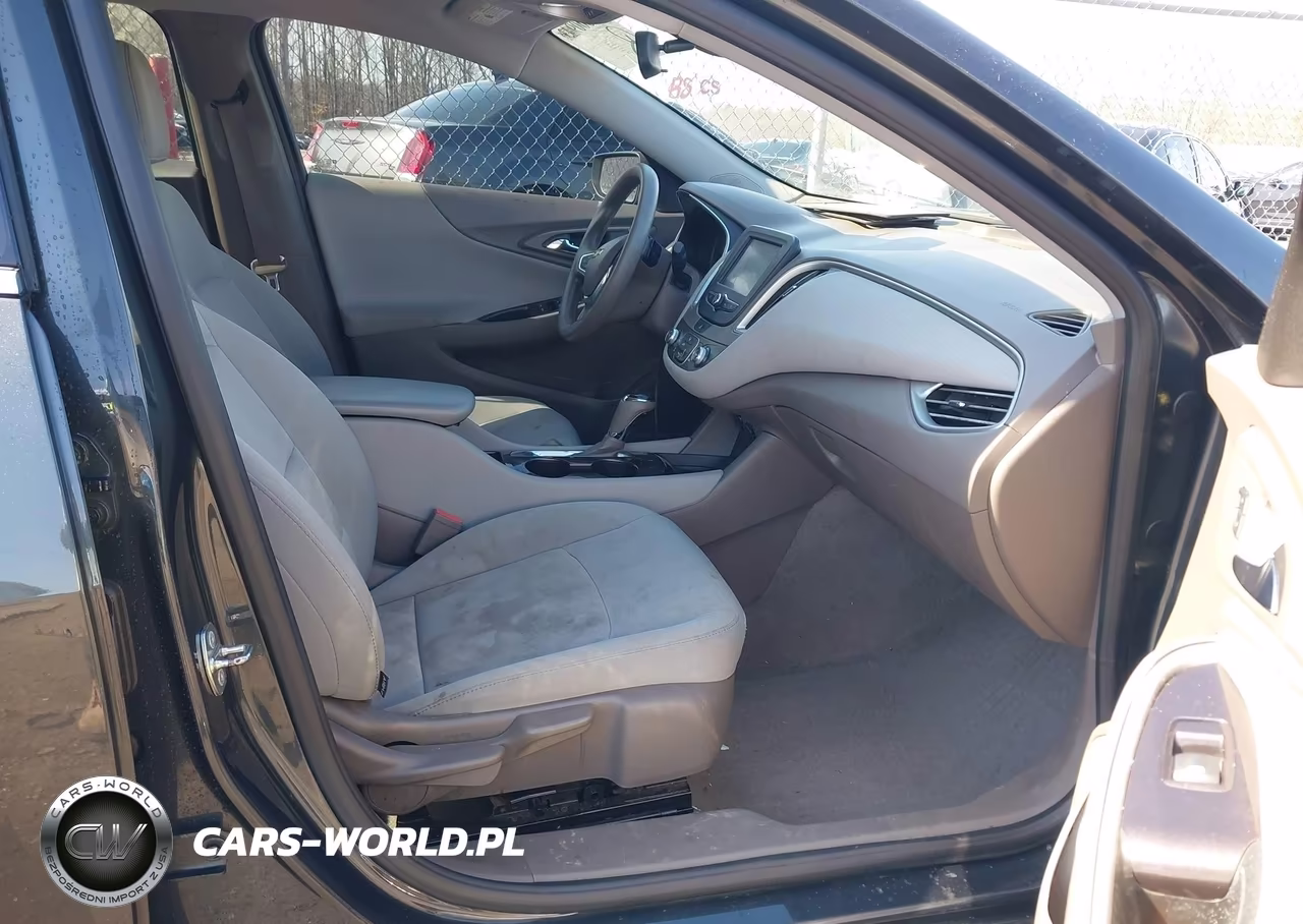 2017 Chevrolet Malibu Ls VIN:1G1ZB5ST2HF107915 - 5