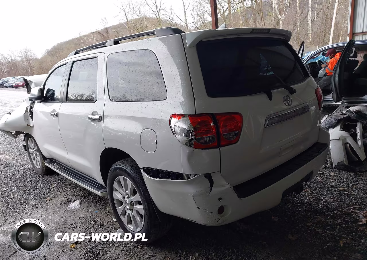 2015 Toyota Sequoia Platinum 5.7L V8 VIN:5TDDW5G10FS124819 - 3