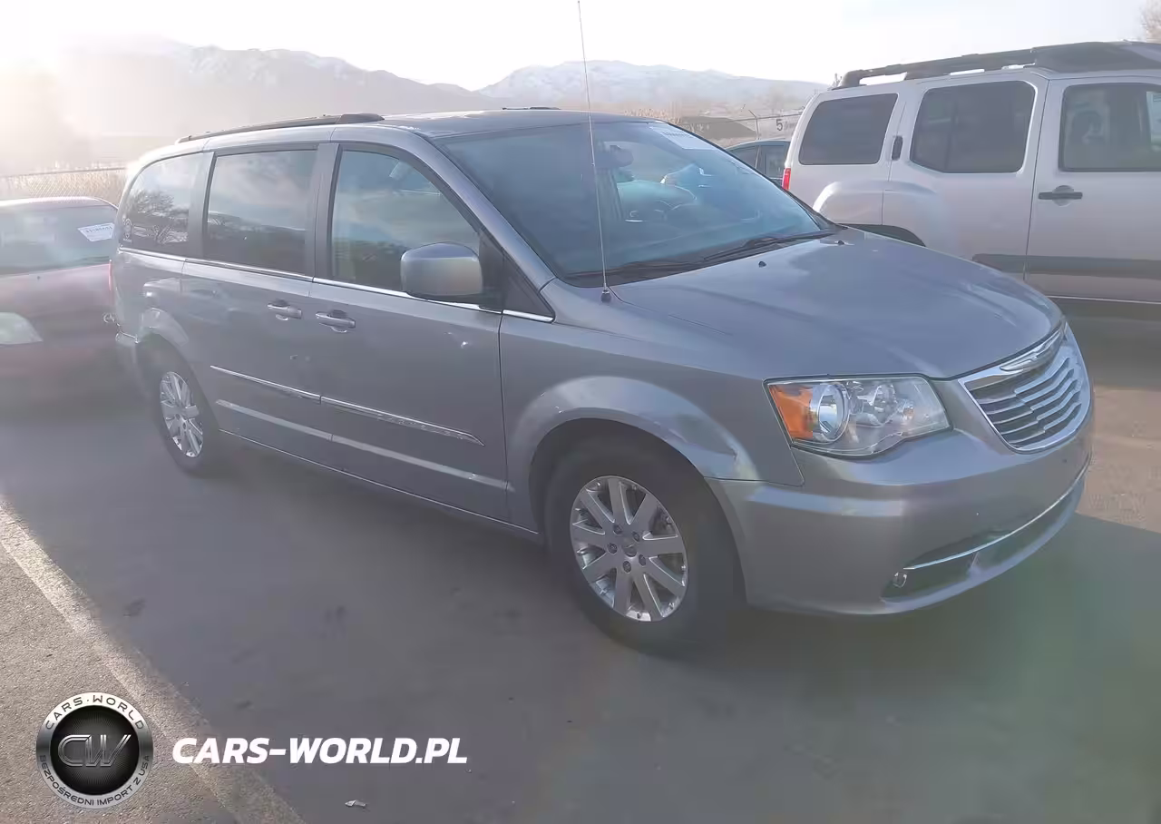 2015 Chrysler Town & Country Touring