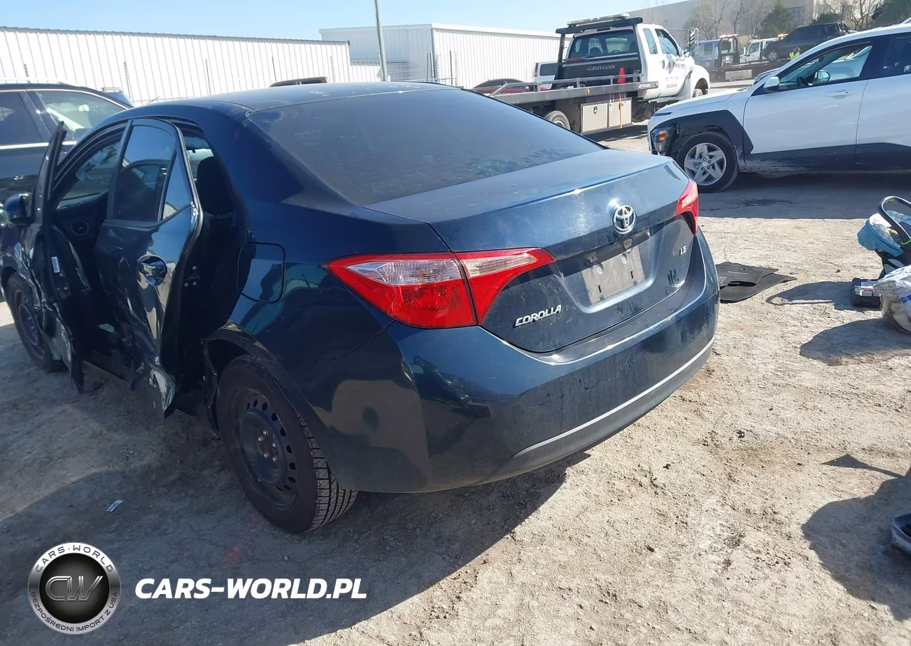 2017 Toyota Corolla Le VIN:2T1BURHE6HC918533 - 3