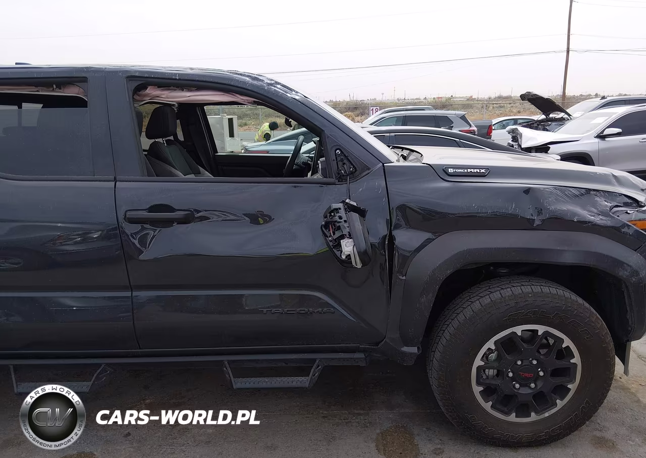 2025 Toyota Tacoma Hybrid Trd Off Road VIN:3TYLC5LNXST045394 - 12