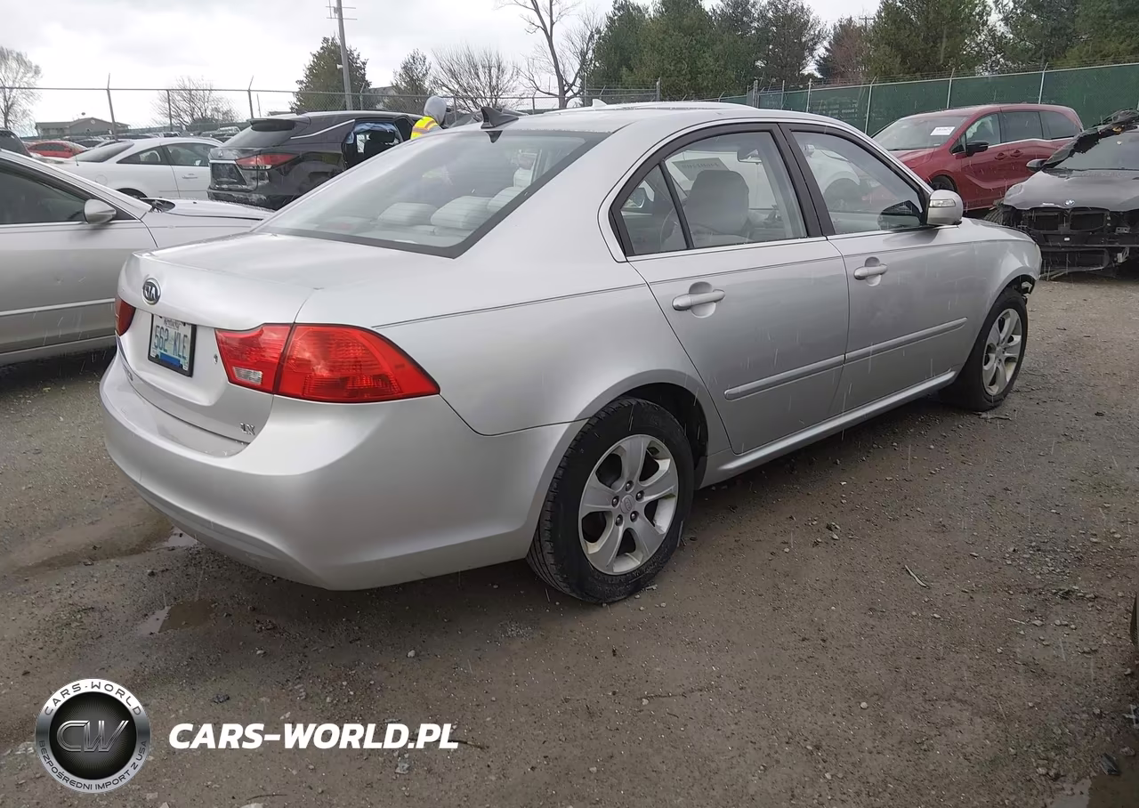 2009 Kia Optima Lx VIN:KNAGE228395293632 - 4