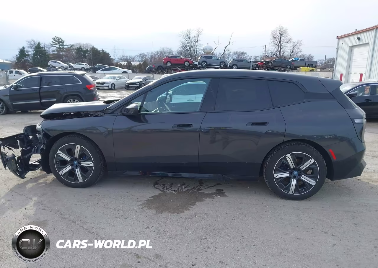 2022 BMW Ix xDrive50 VIN:WB523CF07NCK73589 - 14