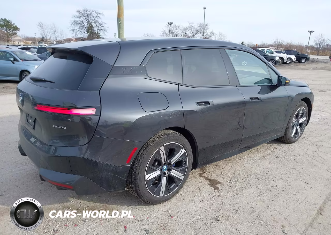 2022 BMW Ix xDrive50 VIN:WB523CF07NCK73589 - 4