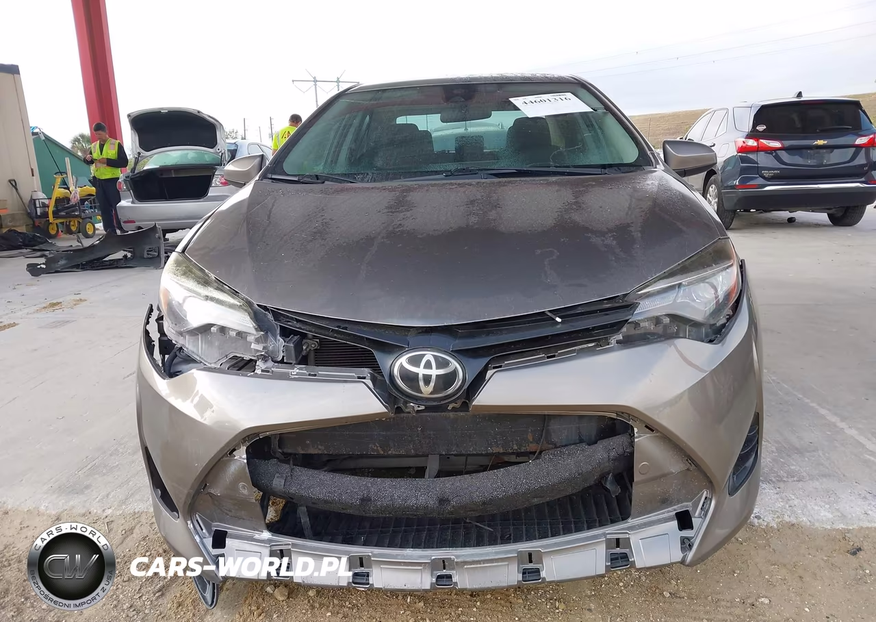 2017 Toyota Corolla Le VIN:2T1BURHE0HC779757 - 13
