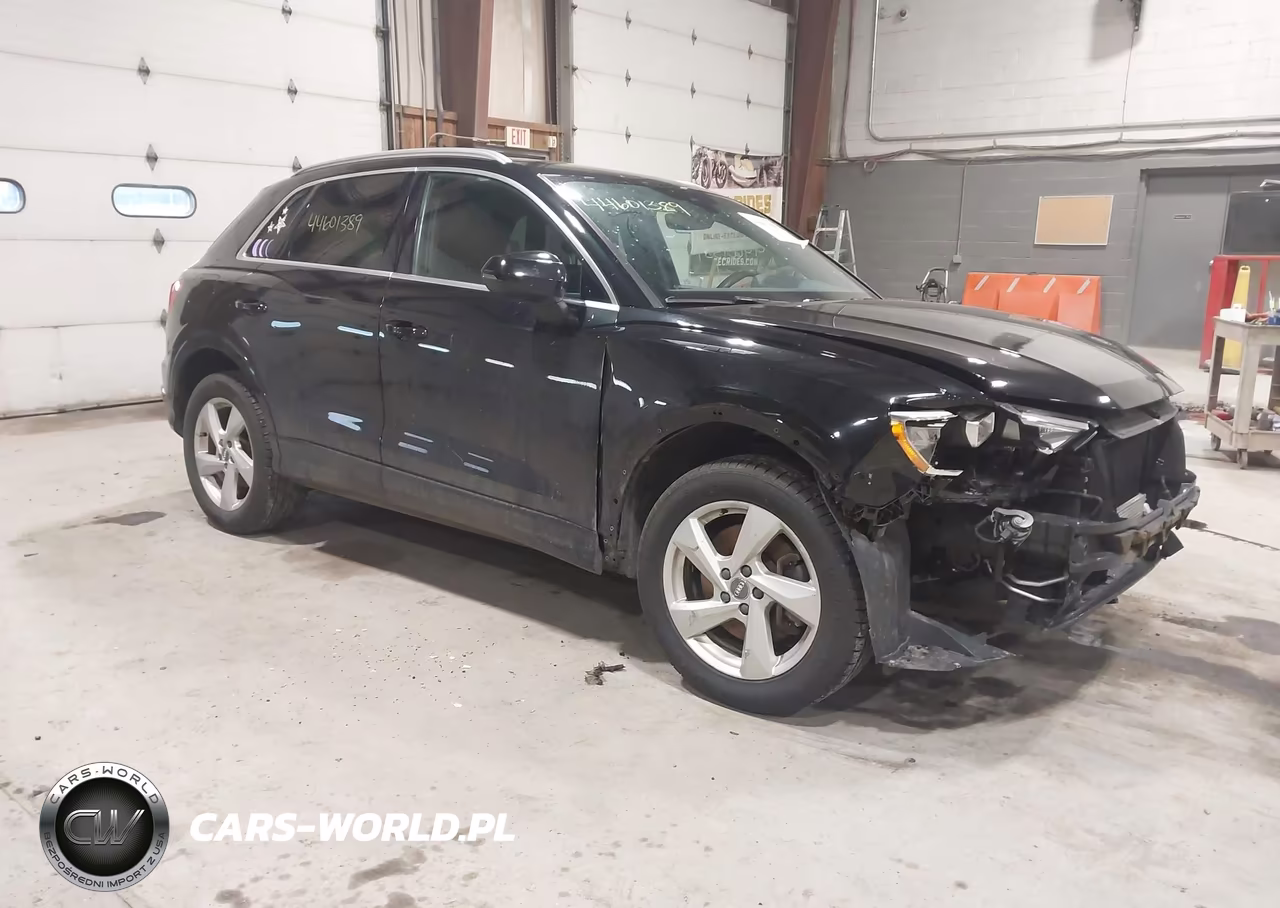 2020 Audi Q3 Premium 45 Tfsi Quattro Tiptronic