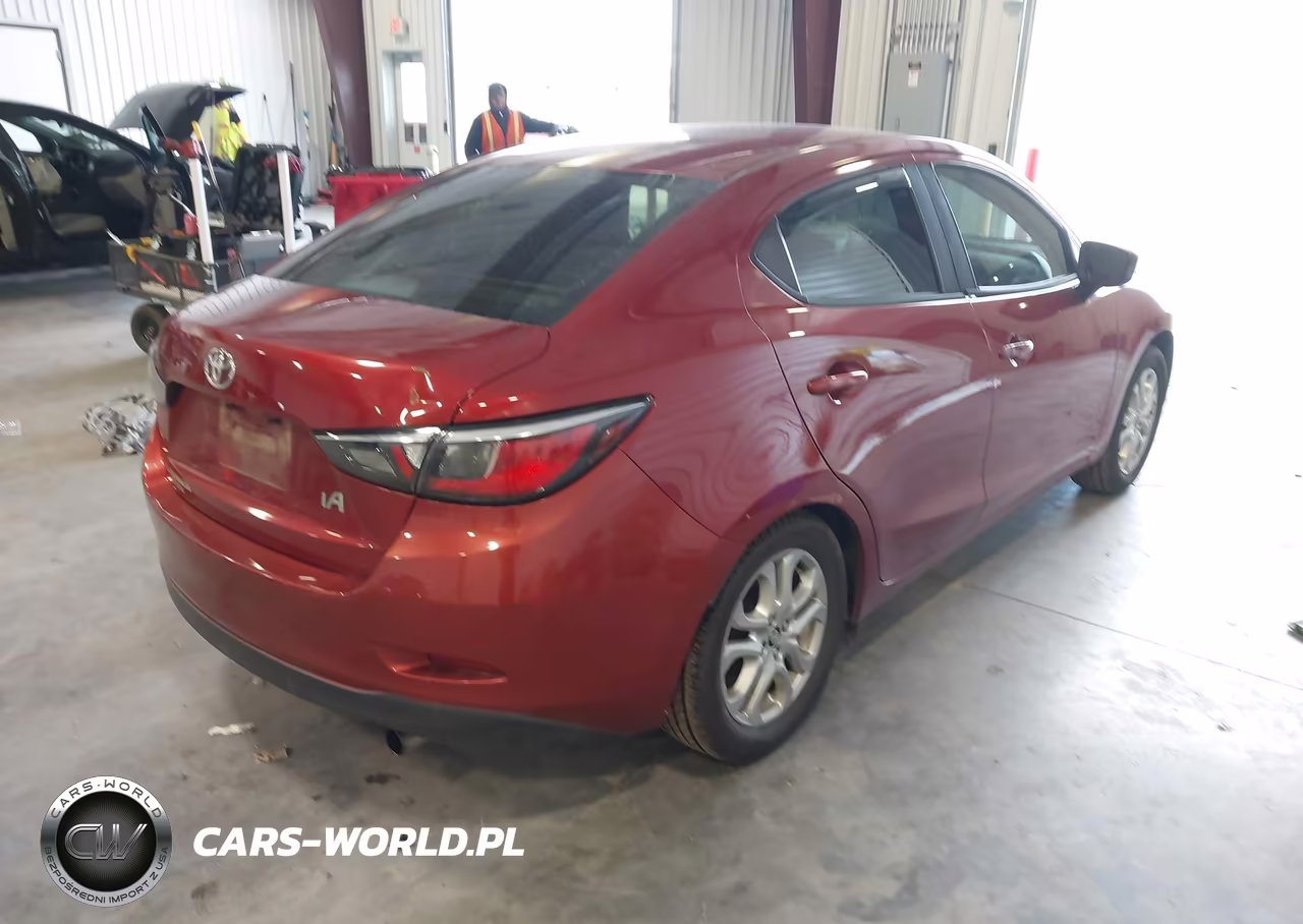 2017 Toyota Yaris Ia VIN:3MYDLBYV3HY194613 - 4
