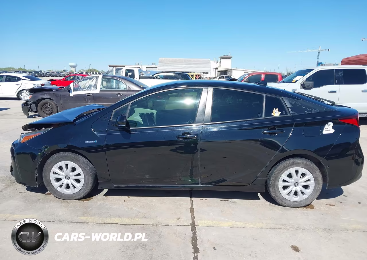 2019 Toyota Prius Le VIN:JTDKARFU5K3077310 - 14