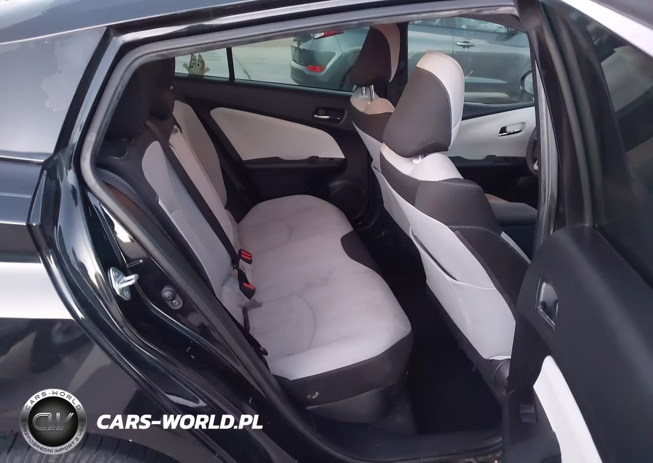 2019 Toyota Prius Le VIN:JTDKARFU5K3077310 - 8