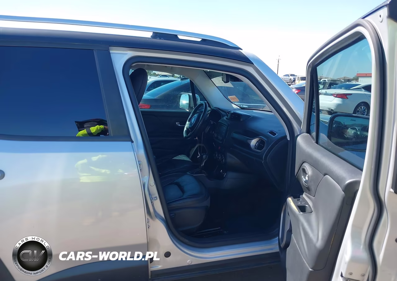 2016 Jeep Renegade Limited VIN:ZACCJADTXGPC66442 - 5