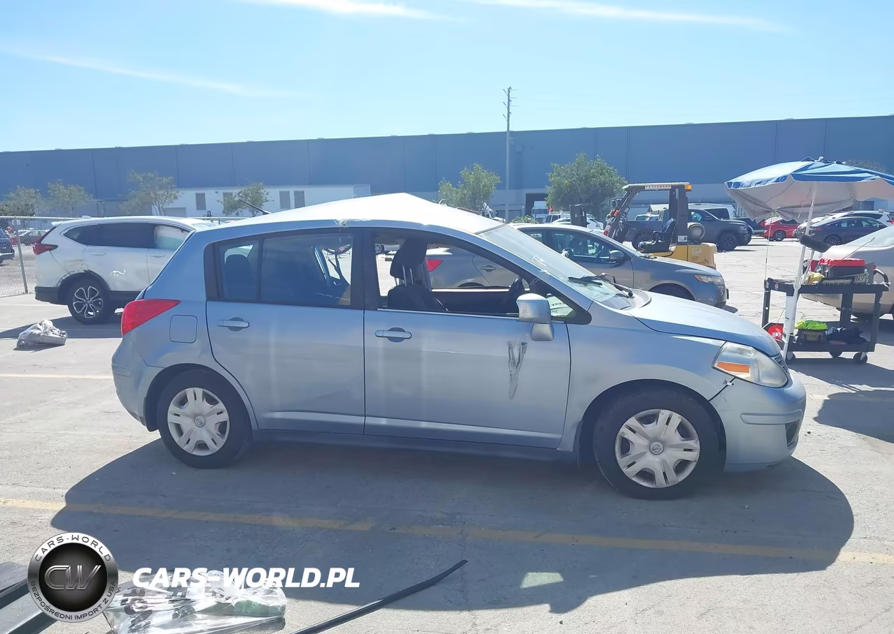 2011 Nissan Versa 1.8S VIN:3N1BC1CP0BL371389 - 13