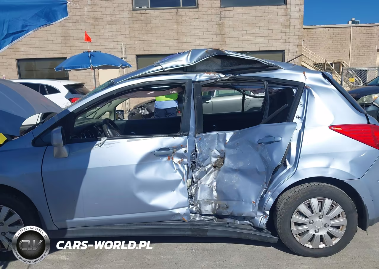 2011 Nissan Versa 1.8S VIN:3N1BC1CP0BL371389 - 6